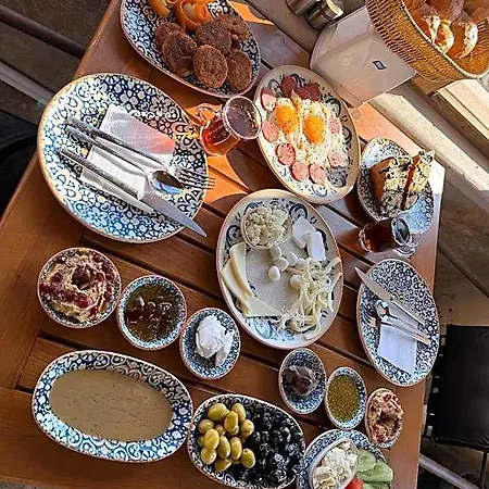 Abra Stone House Hotel 3*